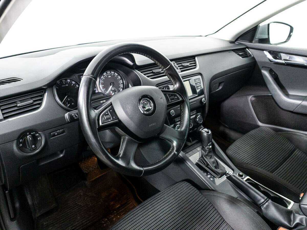 Skoda Octavia 2015 года с пробегом. Фото: #9