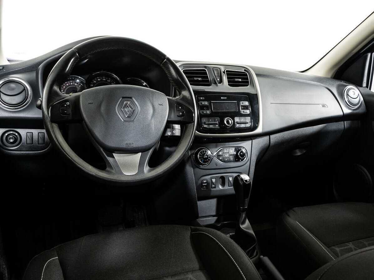 Renault Sandero 2017 года с пробегом. Фото: #10