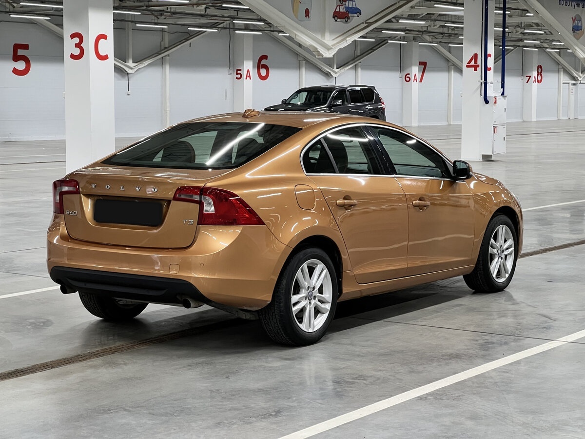 Volvo S60 2012 года с пробегом. Фото: #4