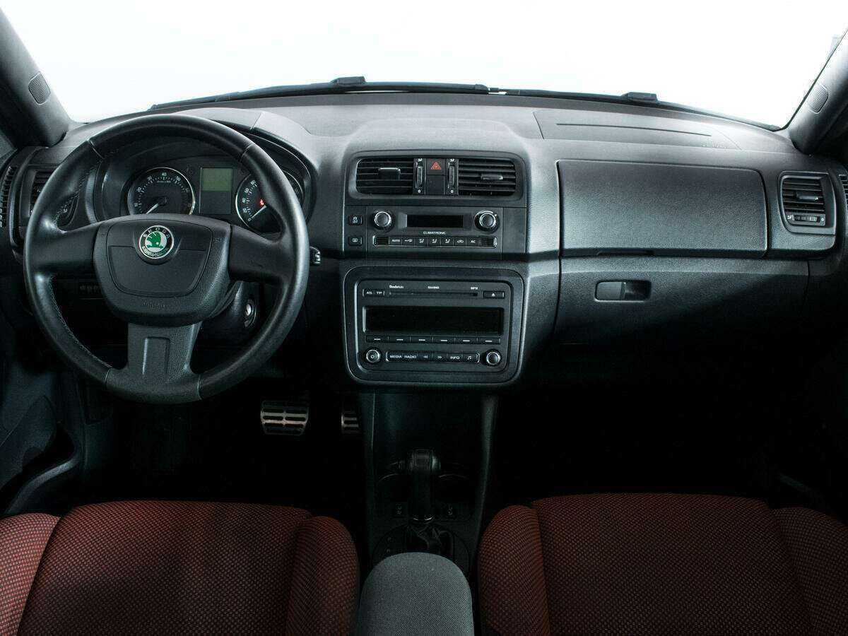 Skoda Fabia 2012 года с пробегом. Фото: #11