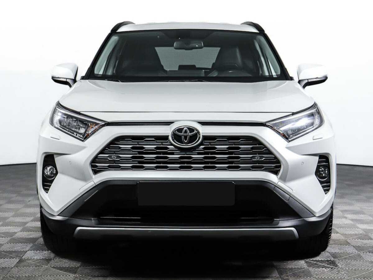 Toyota RAV4 2020 года с пробегом. Фото: #1