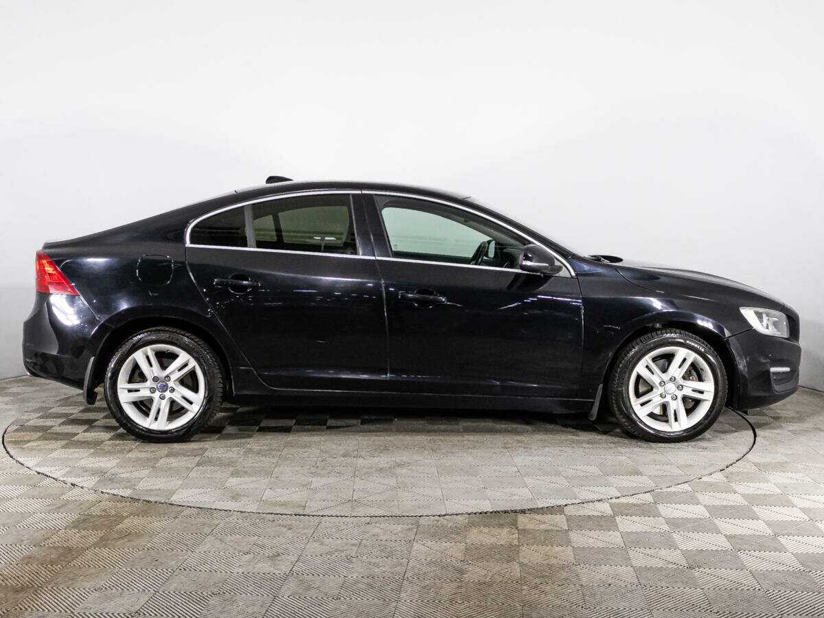 Volvo S60 2013 года с пробегом. Фото: #3