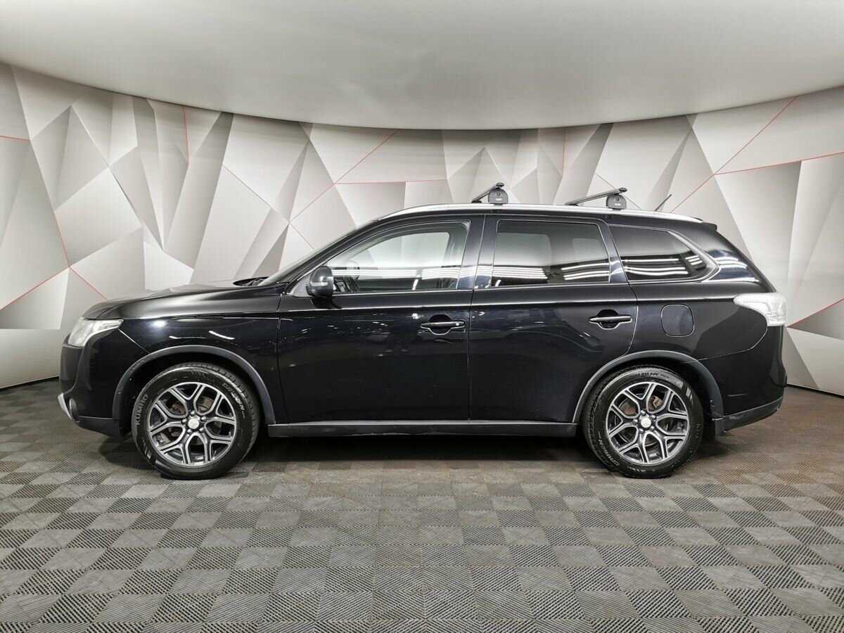 Mitsubishi Outlander 2014 года с пробегом. Фото: #4
