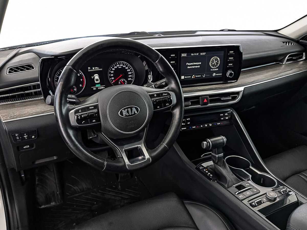 Kia K5 2021 года с пробегом. Фото: #14