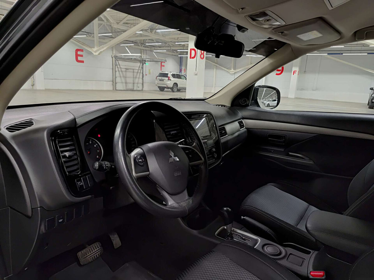 Mitsubishi Outlander 2016 года с пробегом. Фото: #15