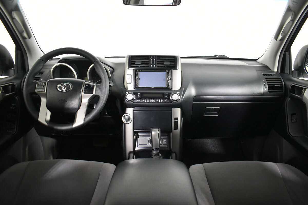 Toyota Land Cruiser Prado 2012 года с пробегом. Фото: #10