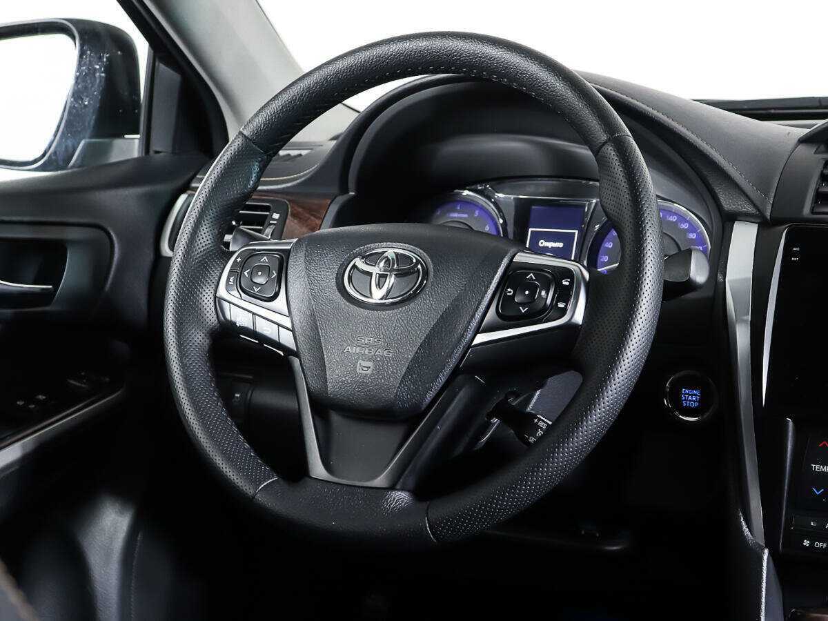 Toyota Camry 2017 года с пробегом. Фото: #15