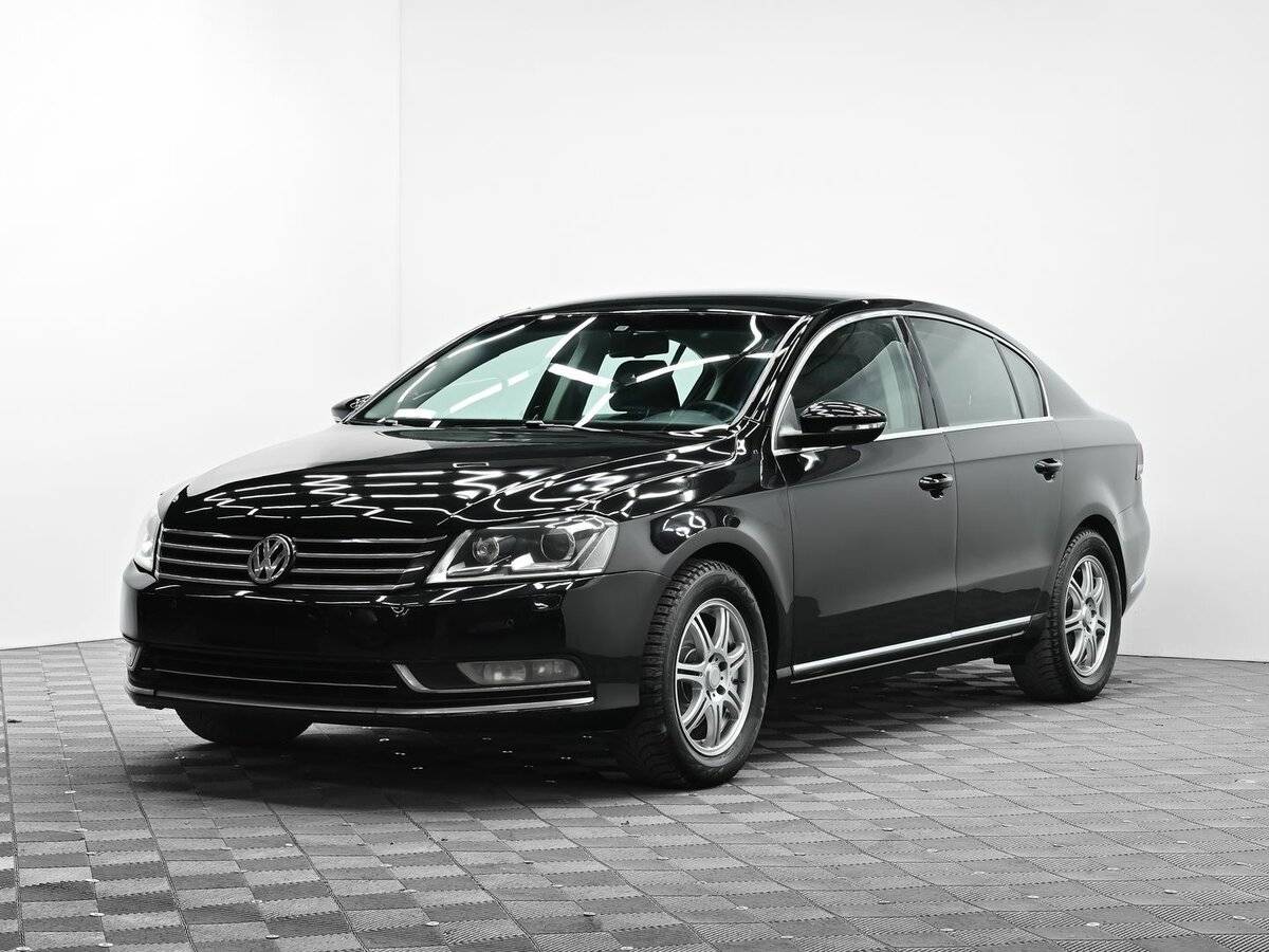 Volkswagen Passat 2012 года с пробегом. Фото: #0