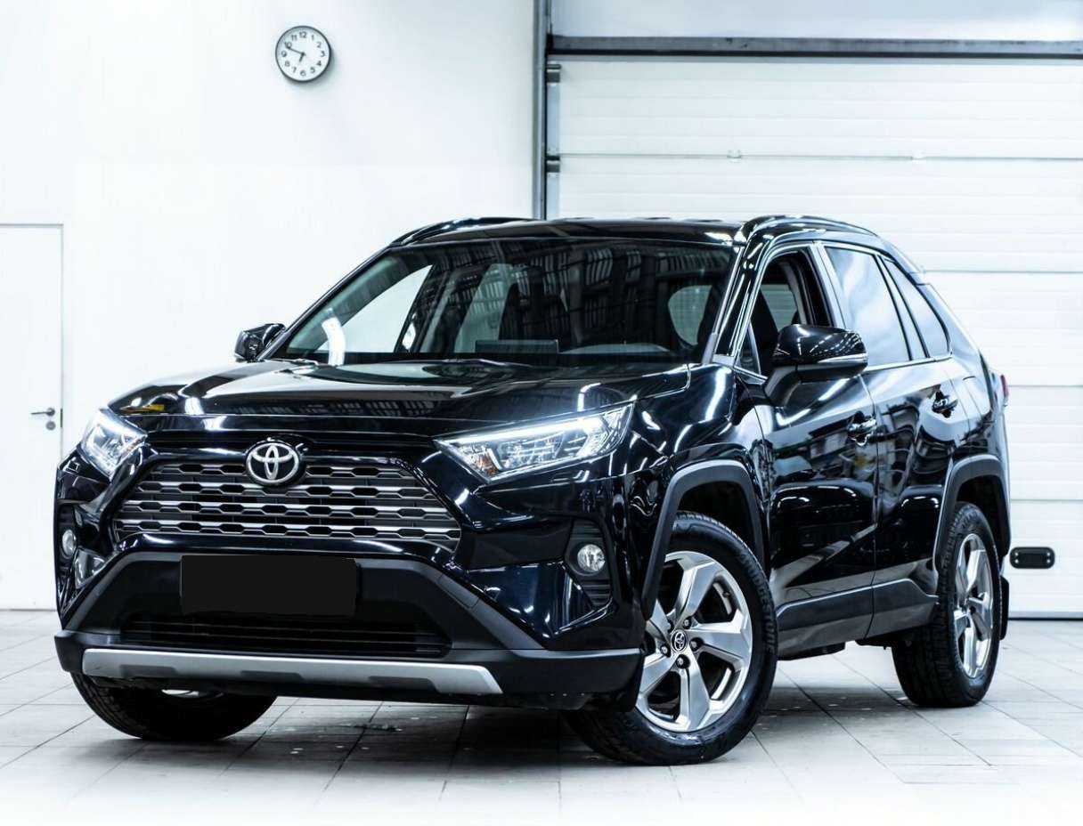 Toyota RAV4 2019 года с пробегом. Фото: #0