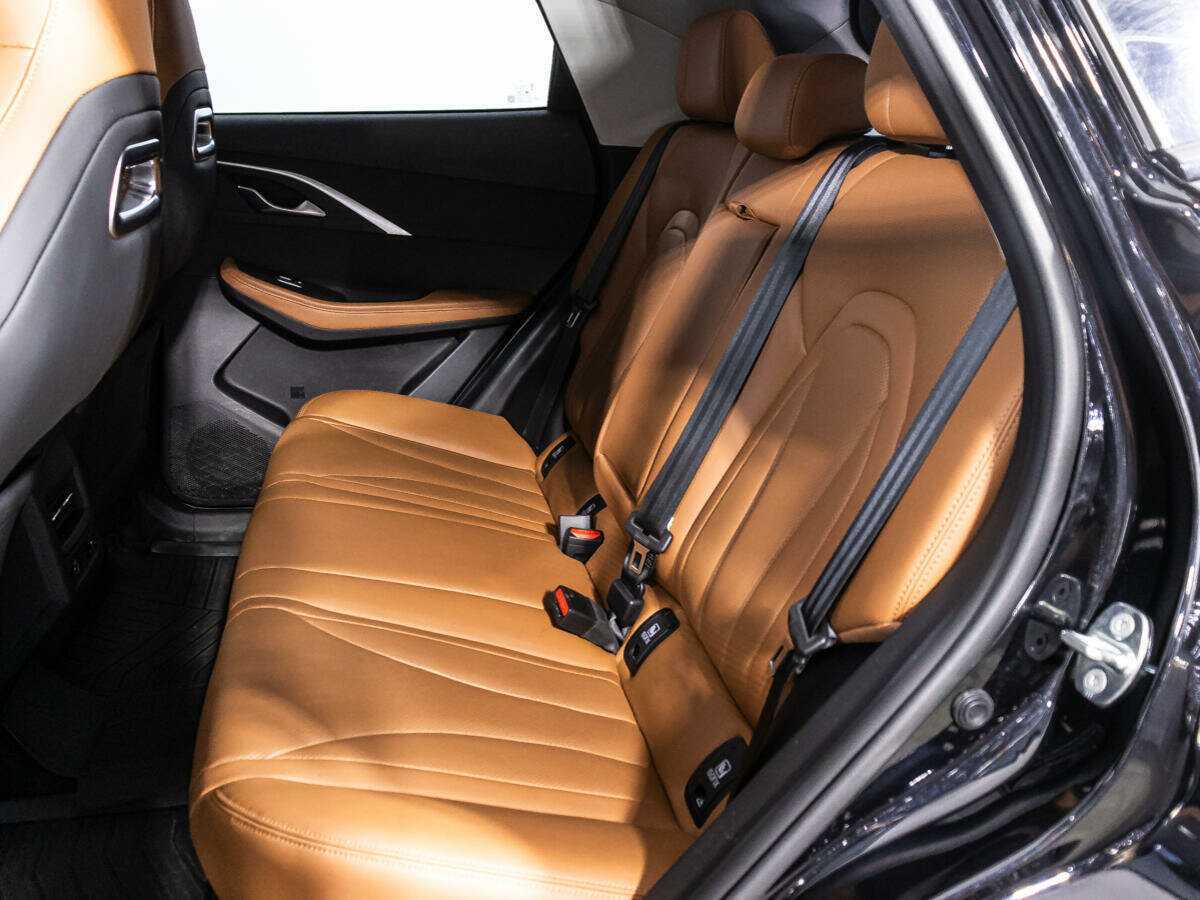 OMODA C5 2022 года с пробегом. Фото: #9