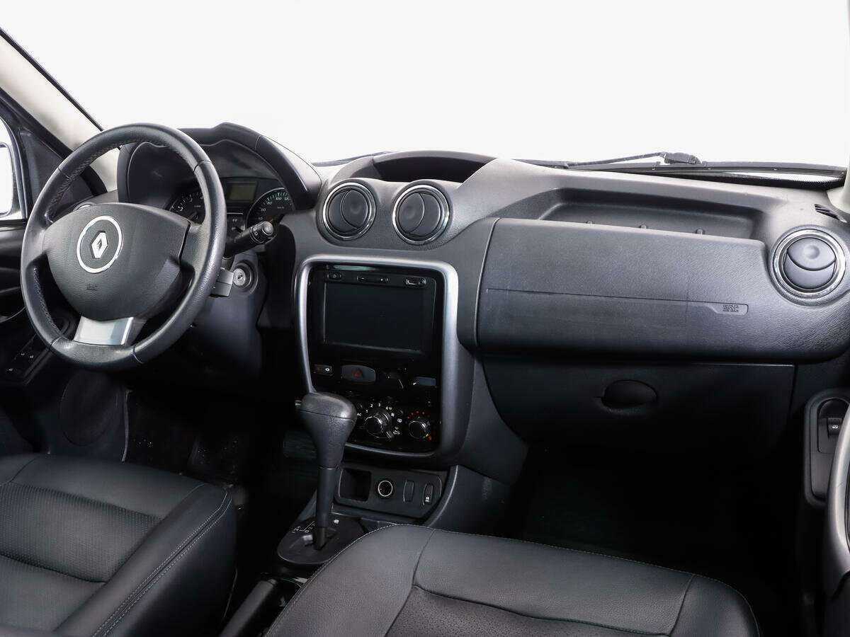 Renault Duster 2013 года с пробегом. Фото: #8