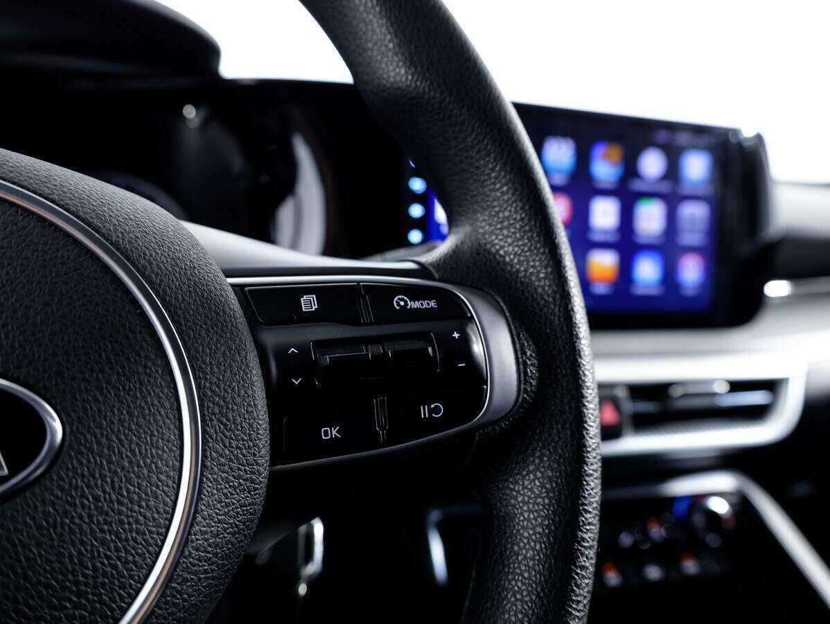 Kia K5 2021 года с пробегом. Фото: #13