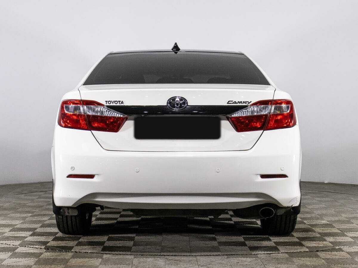 Toyota Camry 2012 года с пробегом. Фото: #6