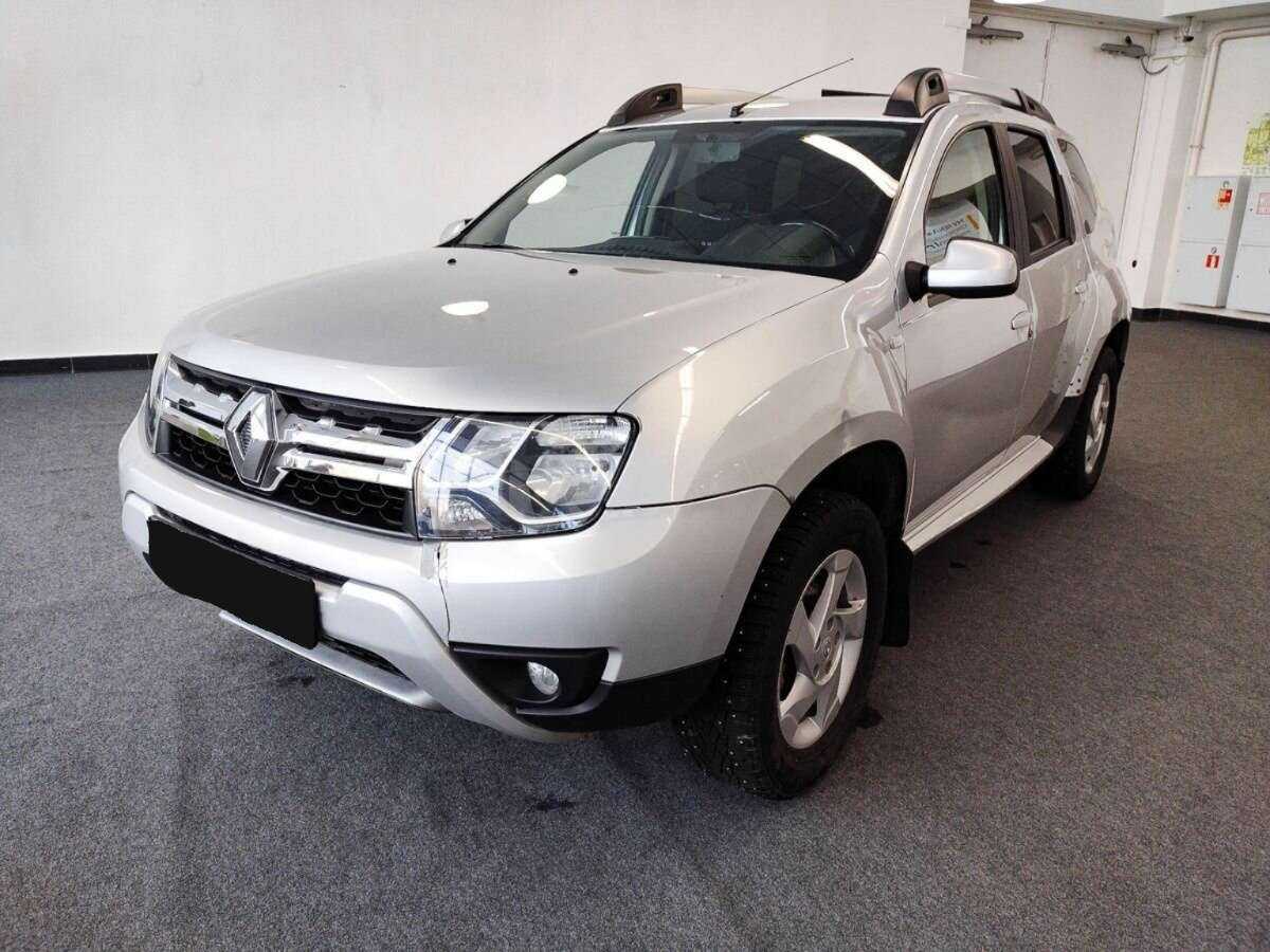 Renault Duster 2019 года с пробегом. Посмотреть фото