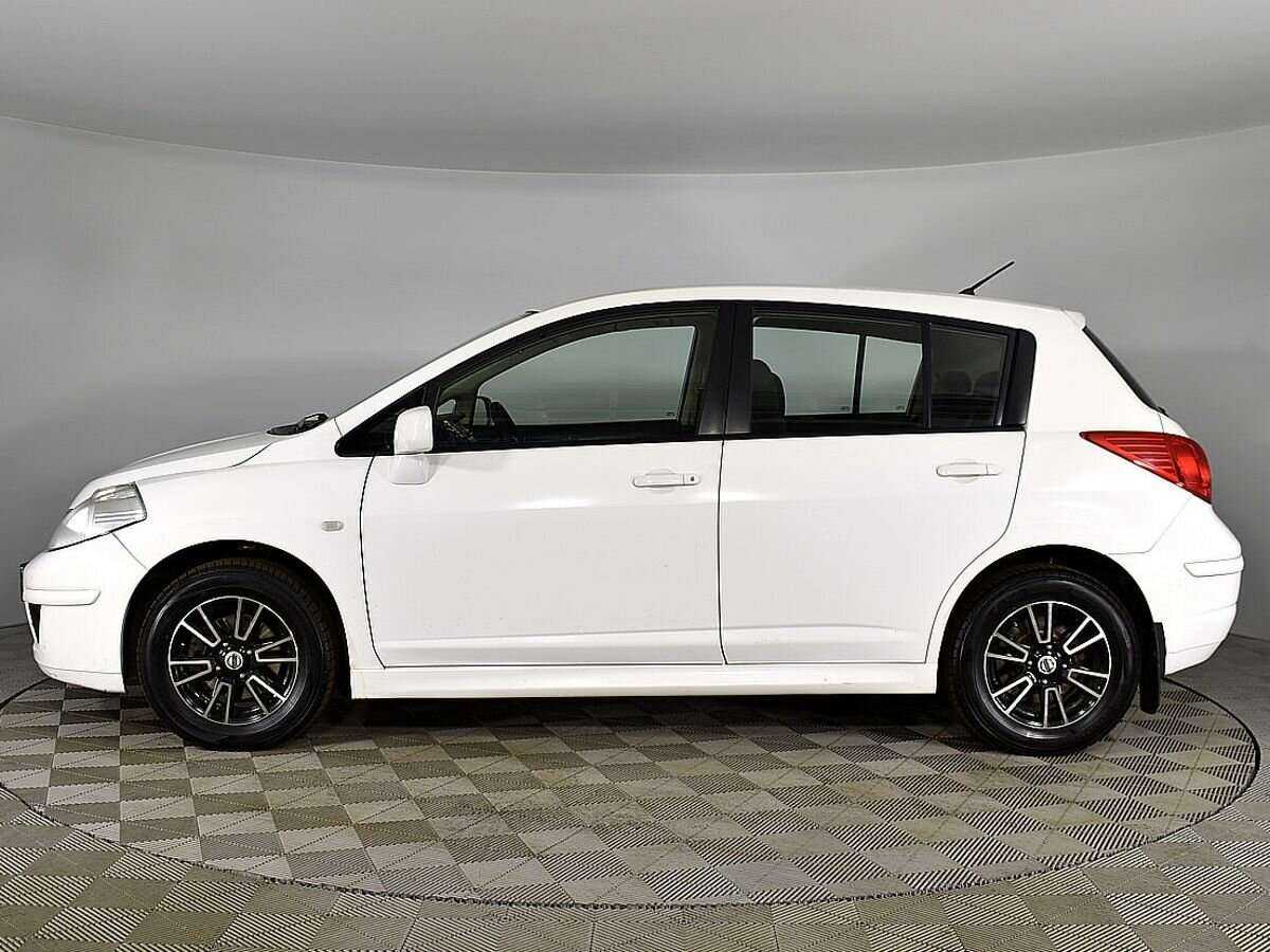 Nissan Tiida 2013 года с пробегом. Фото: #5