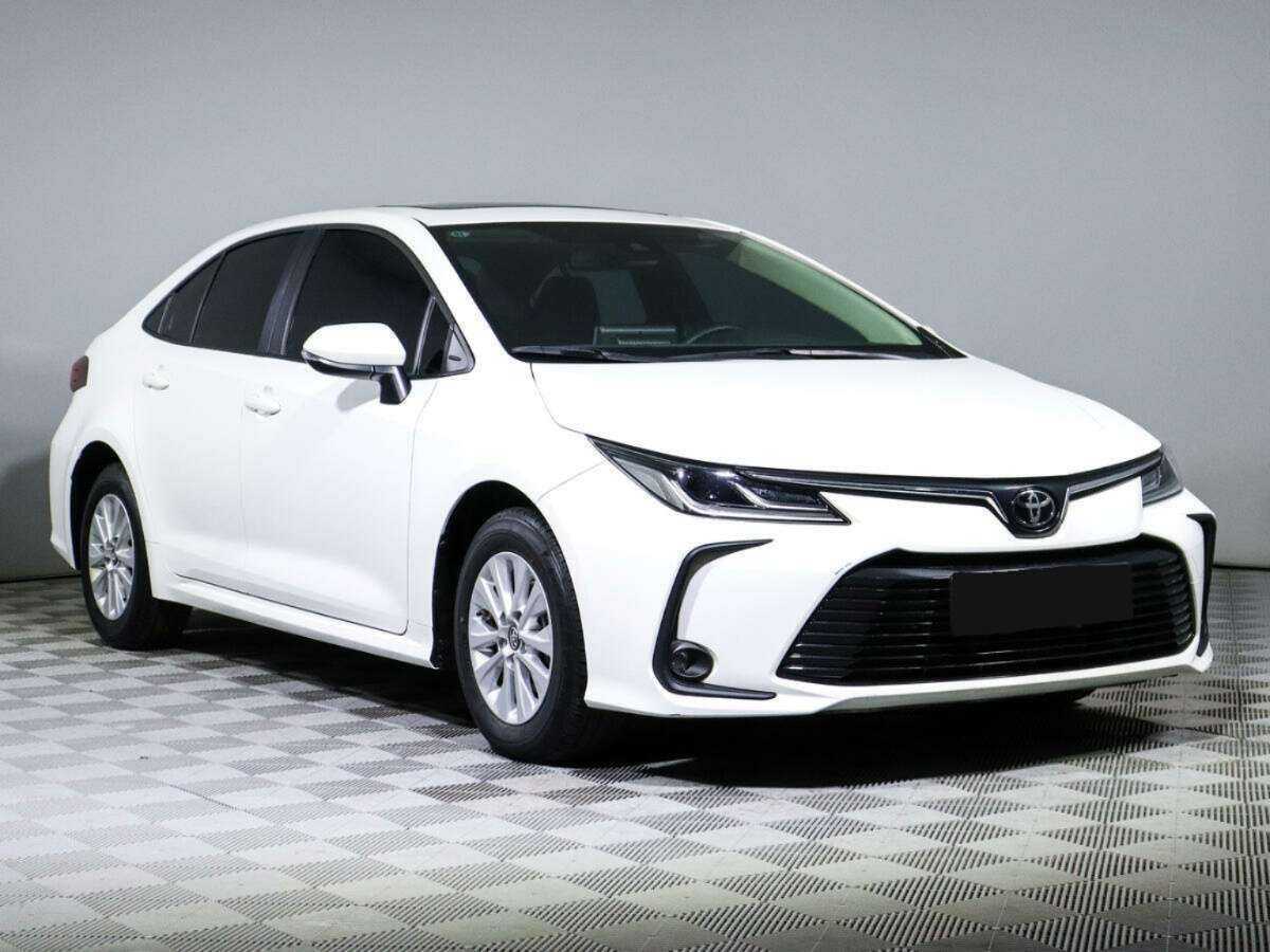 Toyota Corolla 2022 года с пробегом. Фото: #2