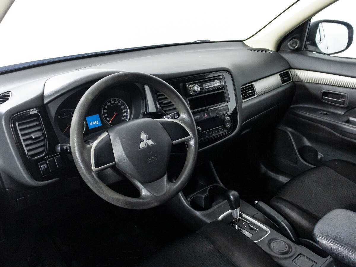 Mitsubishi Outlander 2014 года с пробегом. Фото: #10