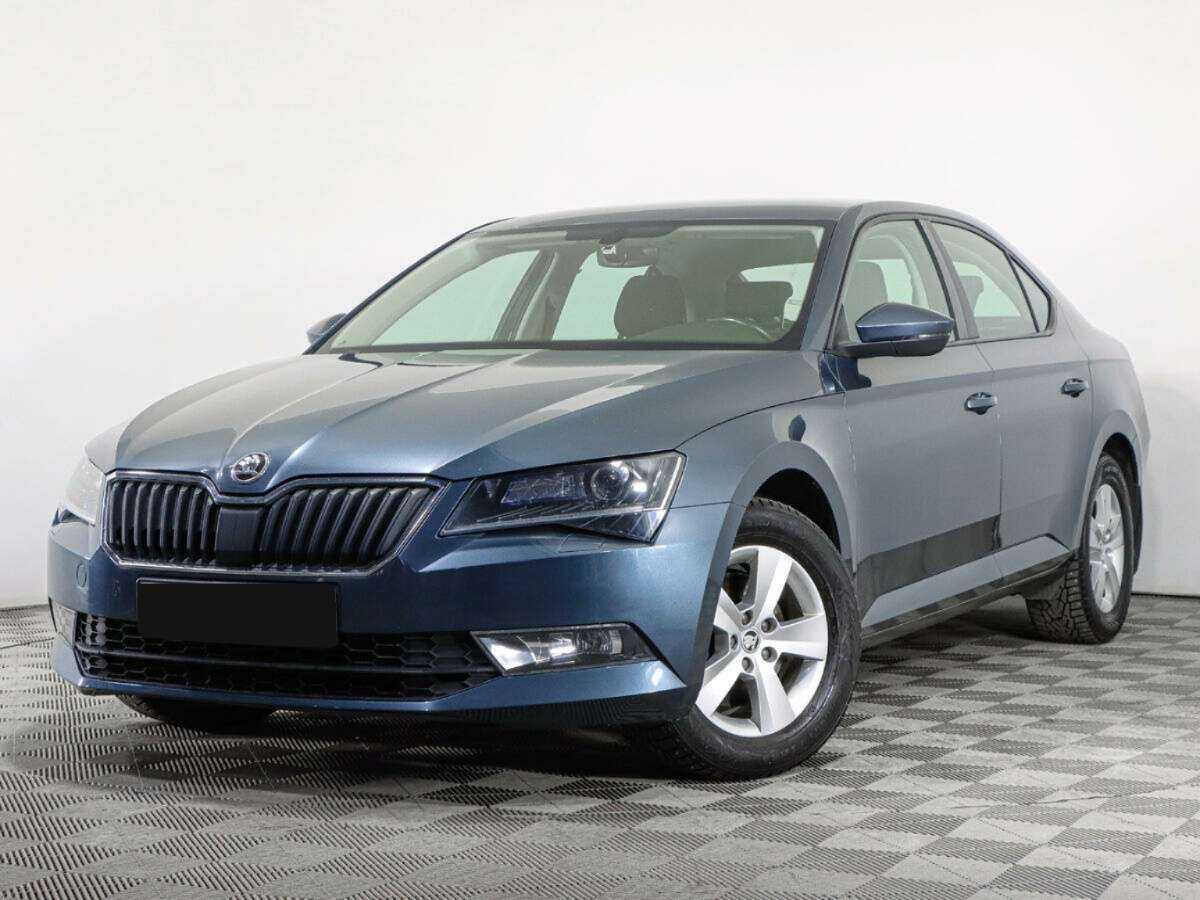 Skoda Superb 2018 года с пробегом. Посмотреть фото