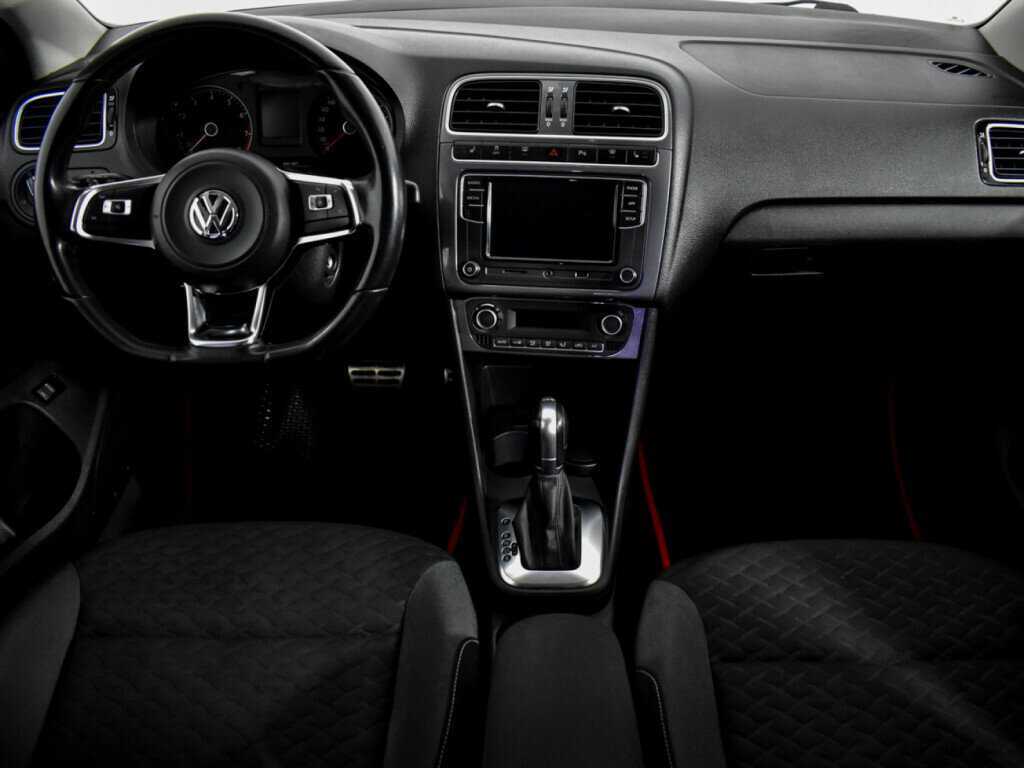 Volkswagen Polo 2018 года с пробегом. Фото: #12