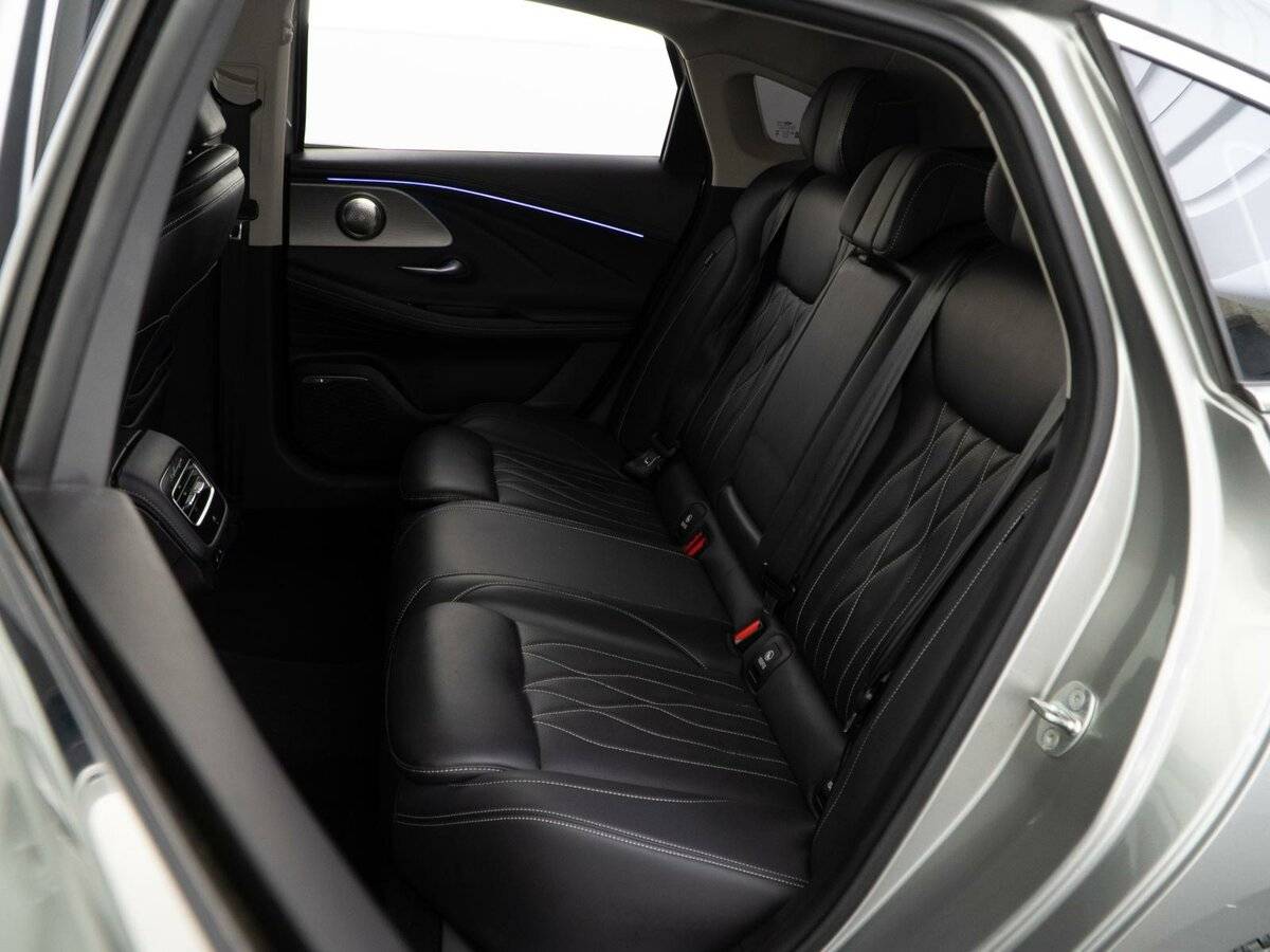 Chery Arrizo 8 2023 года с пробегом. Фото: #8