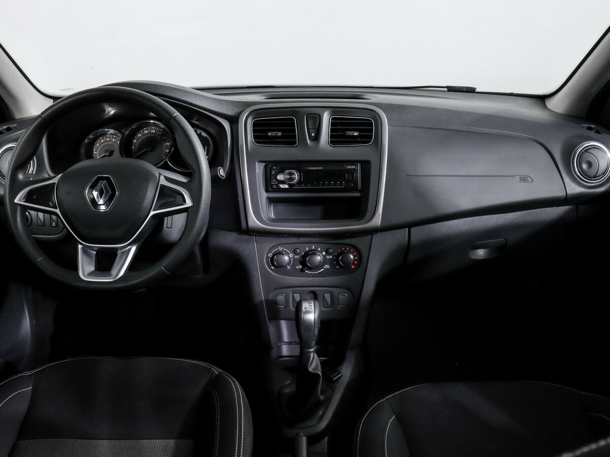 Renault Logan 2022 года с пробегом. Фото: #9