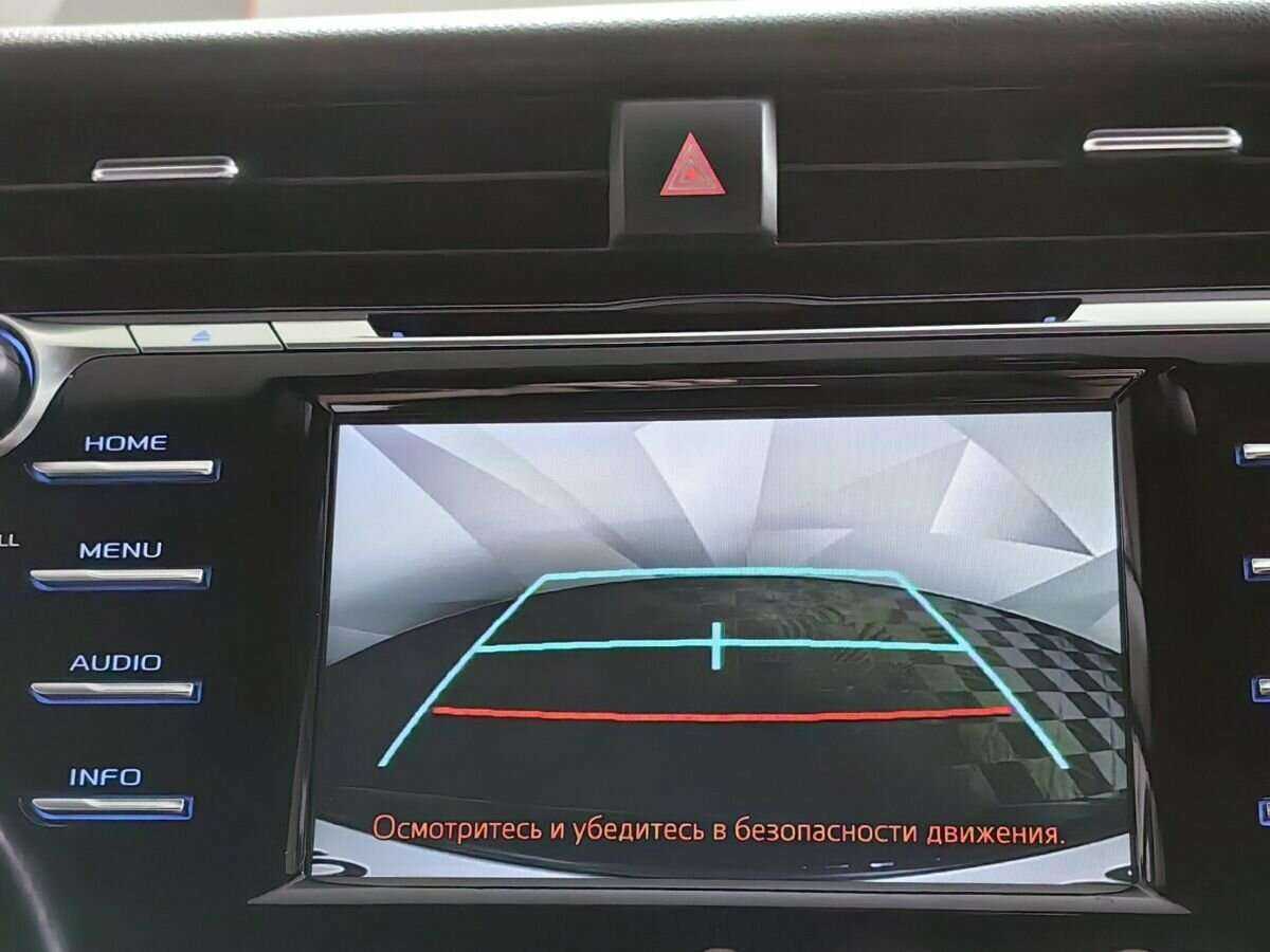 Toyota Camry 2019 года с пробегом. Фото: #15