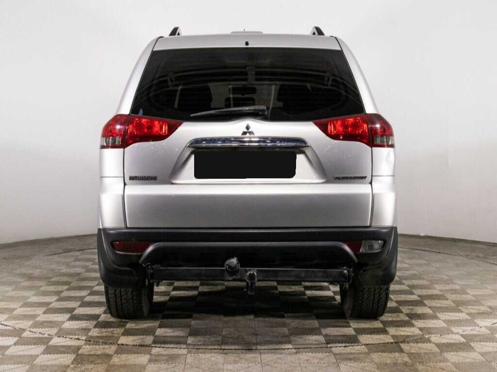 Mitsubishi Pajero Sport 2014 года с пробегом. Фото: #5