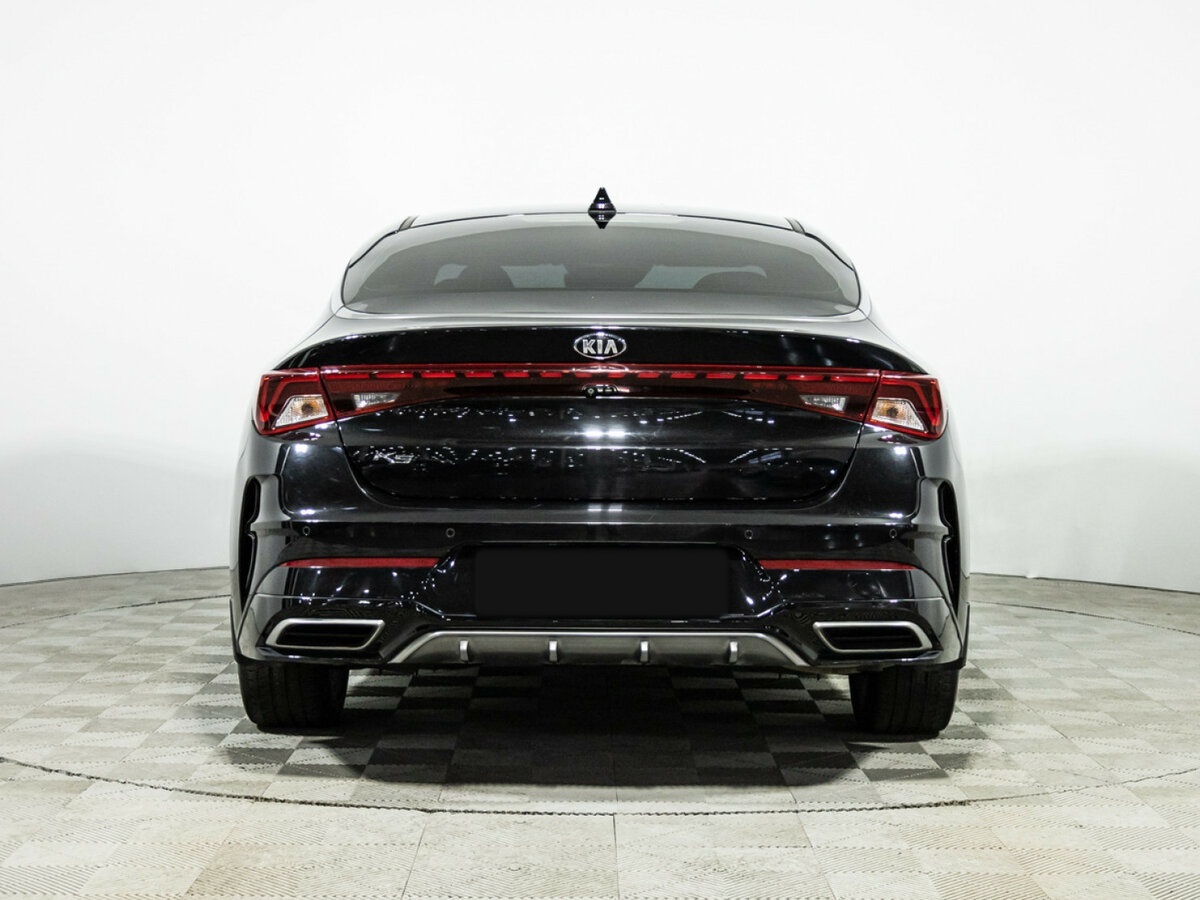 Kia K5 2021 года с пробегом. Фото: #4