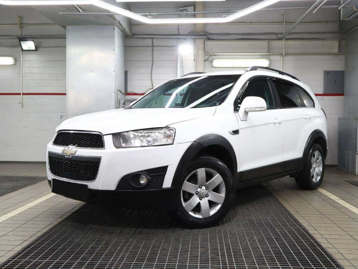 Chevrolet Captiva 2012 года с пробегом. Посмотреть фото