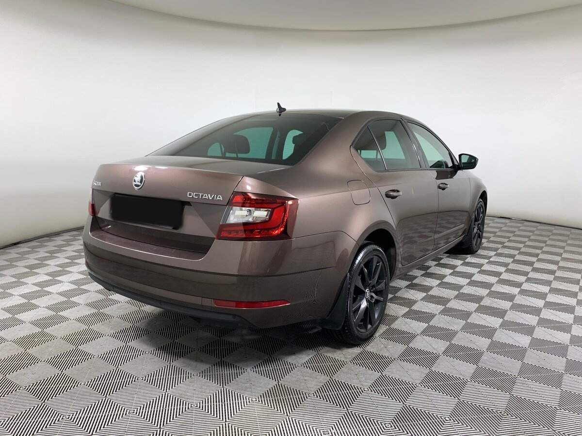 Skoda Octavia 2018 года с пробегом. Фото: #4