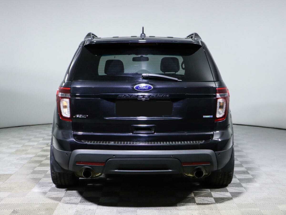 Ford Explorer 2014 года с пробегом. Фото: #4
