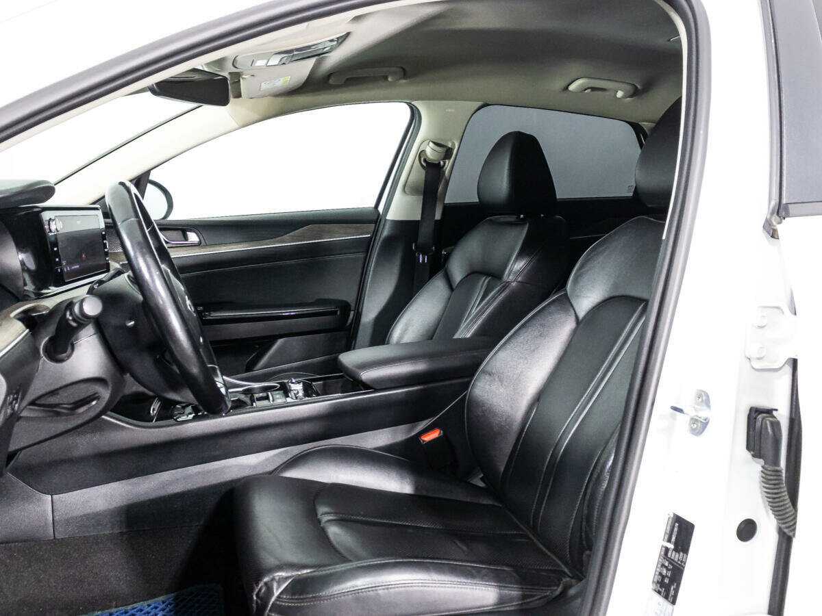 Kia K5 2021 года с пробегом. Фото: #18