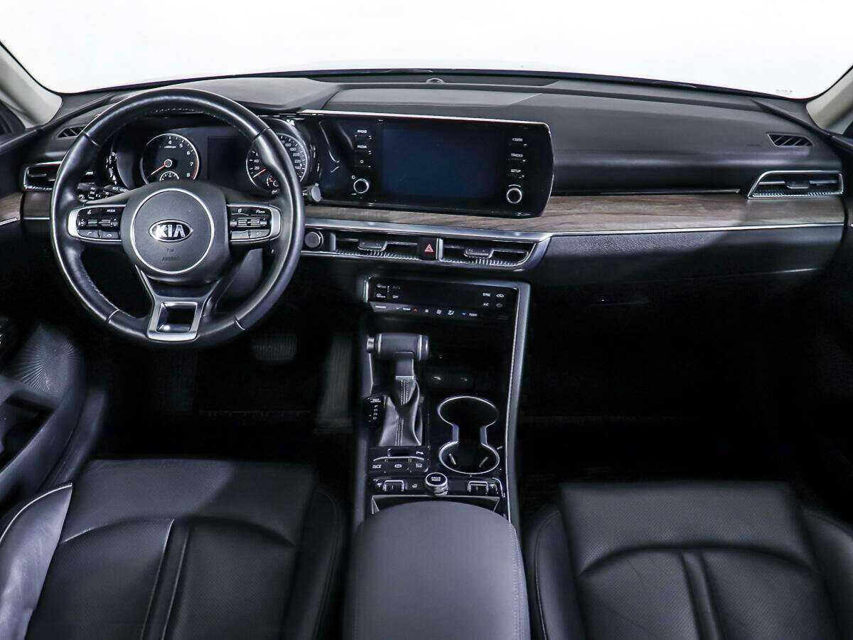 Kia K5 2021 года с пробегом. Фото: #11
