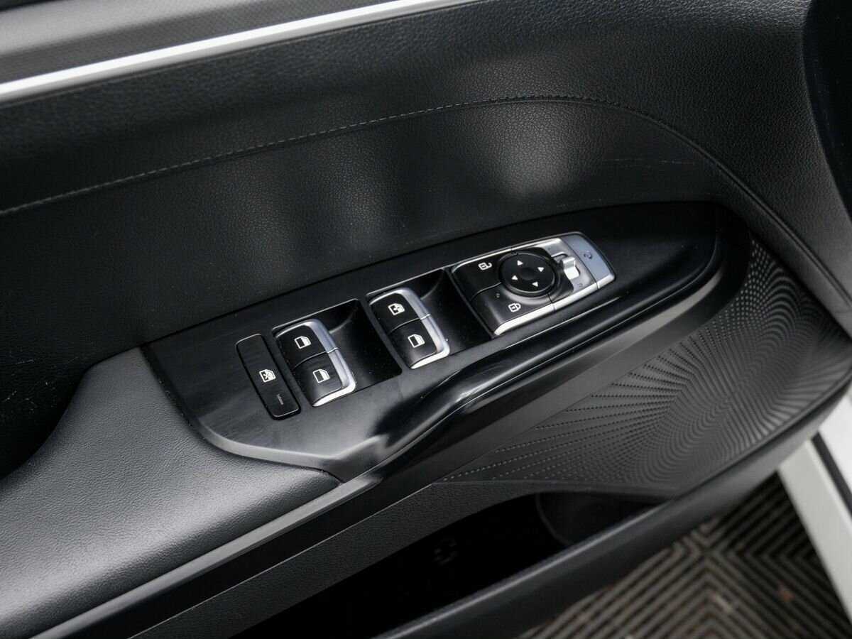 Kia K5 2022 года с пробегом. Фото: #14