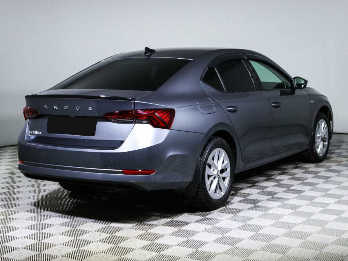 Skoda Octavia 2021 года с пробегом. Фото: #4