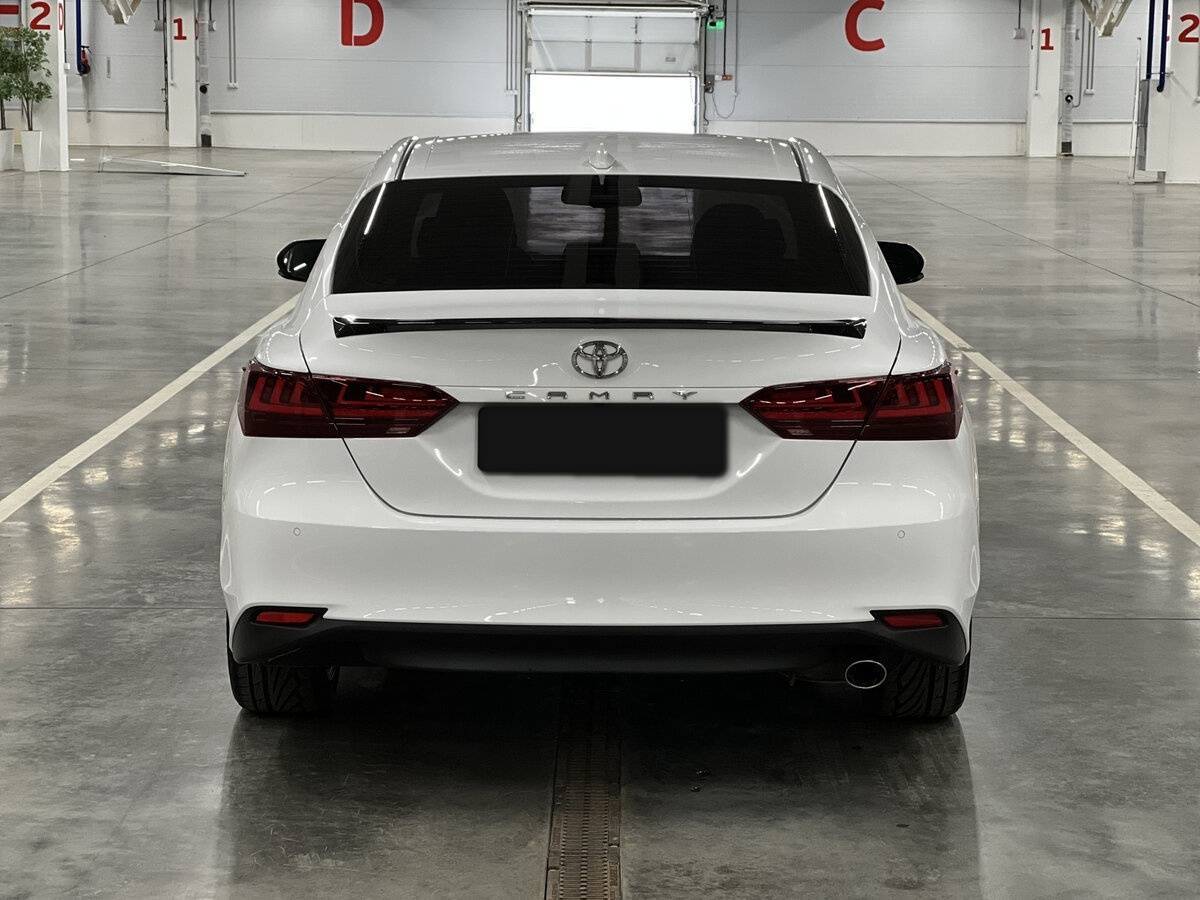 Toyota Camry 2018 года с пробегом. Фото: #5