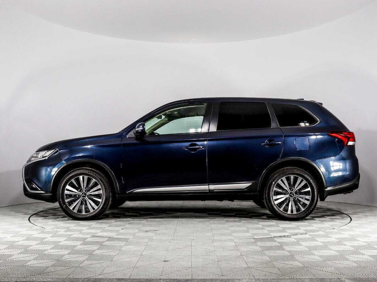 Mitsubishi Outlander 2018 года с пробегом. Фото: #7