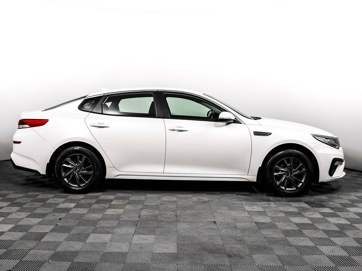 Kia Optima 2018 года с пробегом. Фото: #3