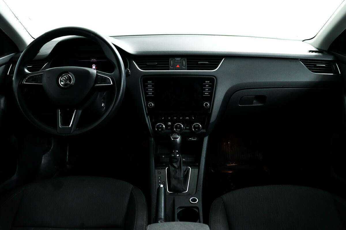 Skoda Octavia 2018 года с пробегом. Фото: #10
