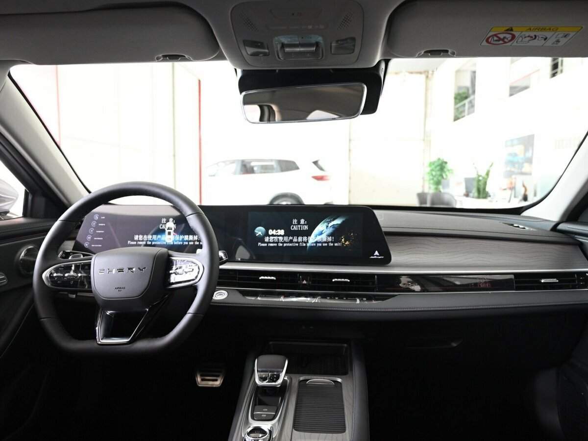 Chery Arrizo 8 2024 года с пробегом. Фото: #4