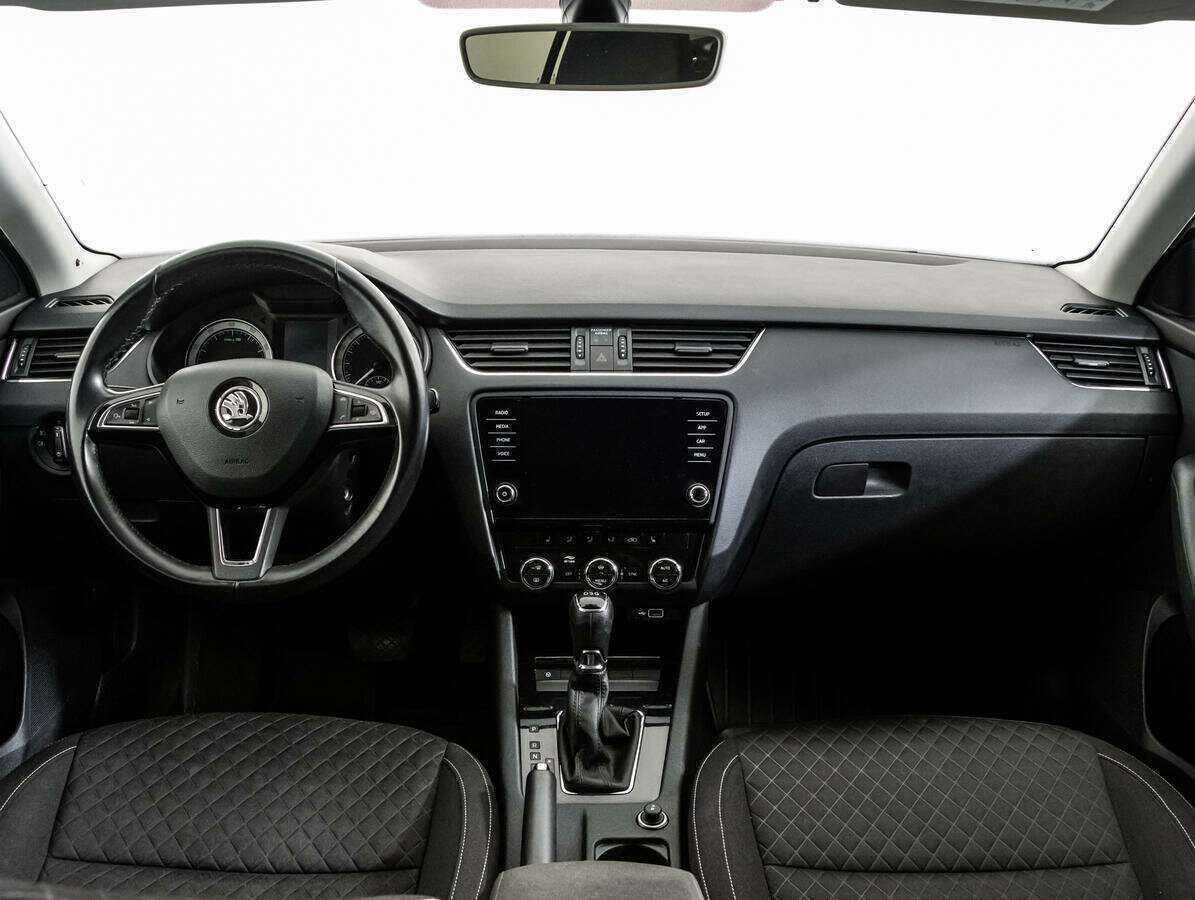 Skoda Octavia 2018 года с пробегом. Фото: #7