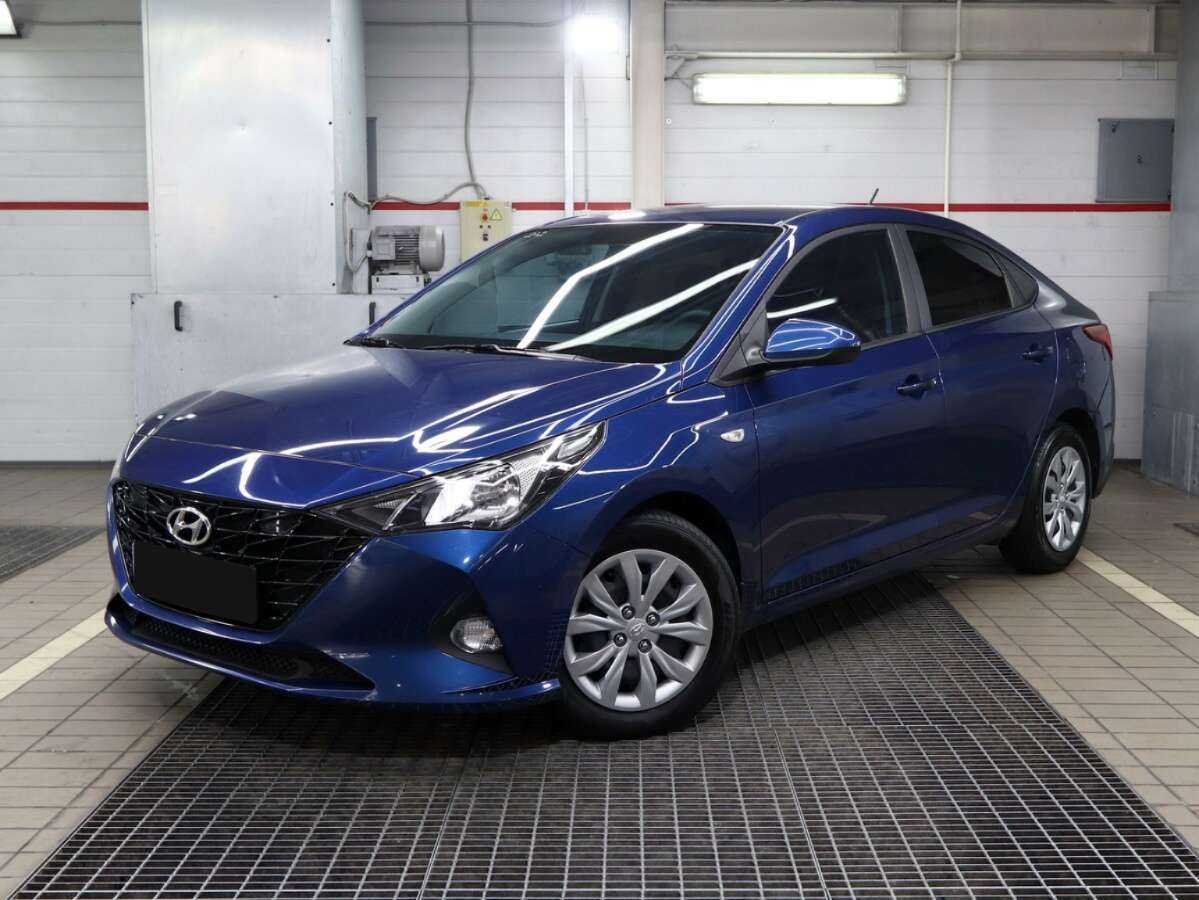 Hyundai Solaris 2022 года с пробегом. Посмотреть фото