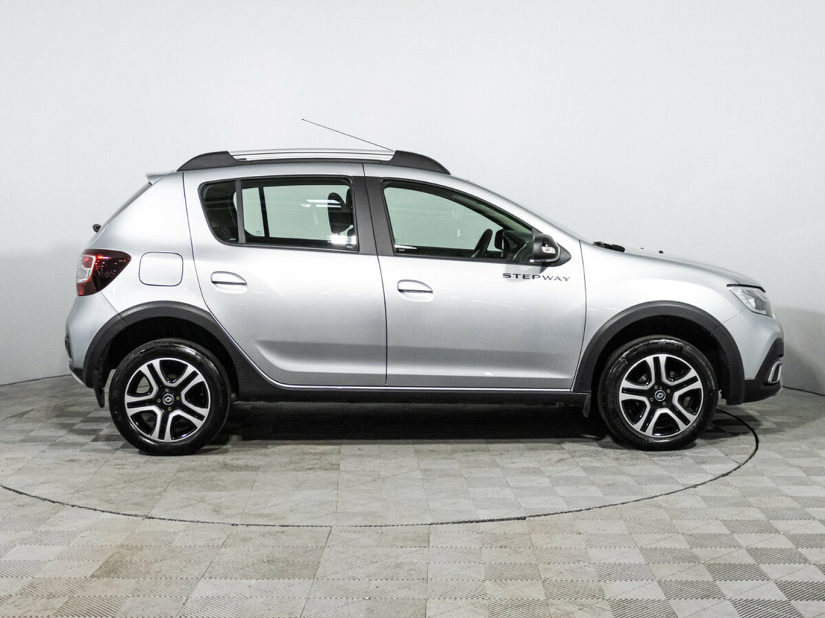 Renault Sandero 2022 года с пробегом. Фото: #3