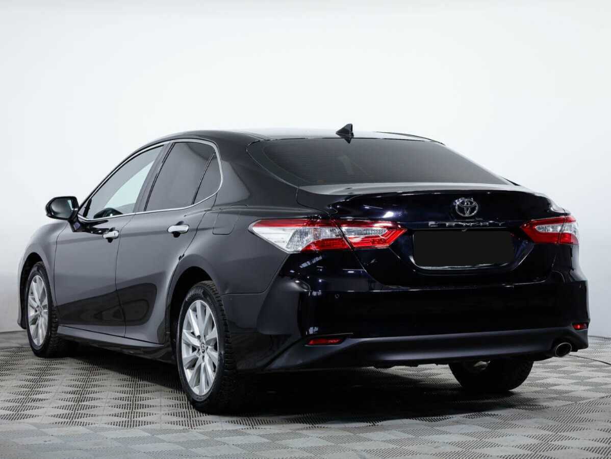 Toyota Camry 2020 года с пробегом. Фото: #4