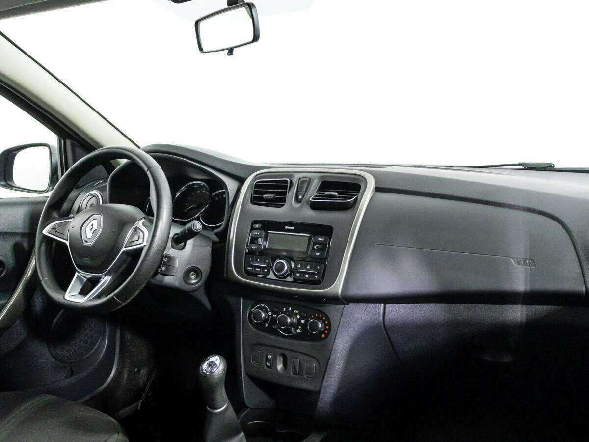 Renault Sandero 2018 года с пробегом. Фото: #8