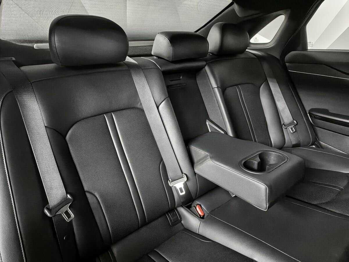 Kia K5 2020 года с пробегом. Фото: #12