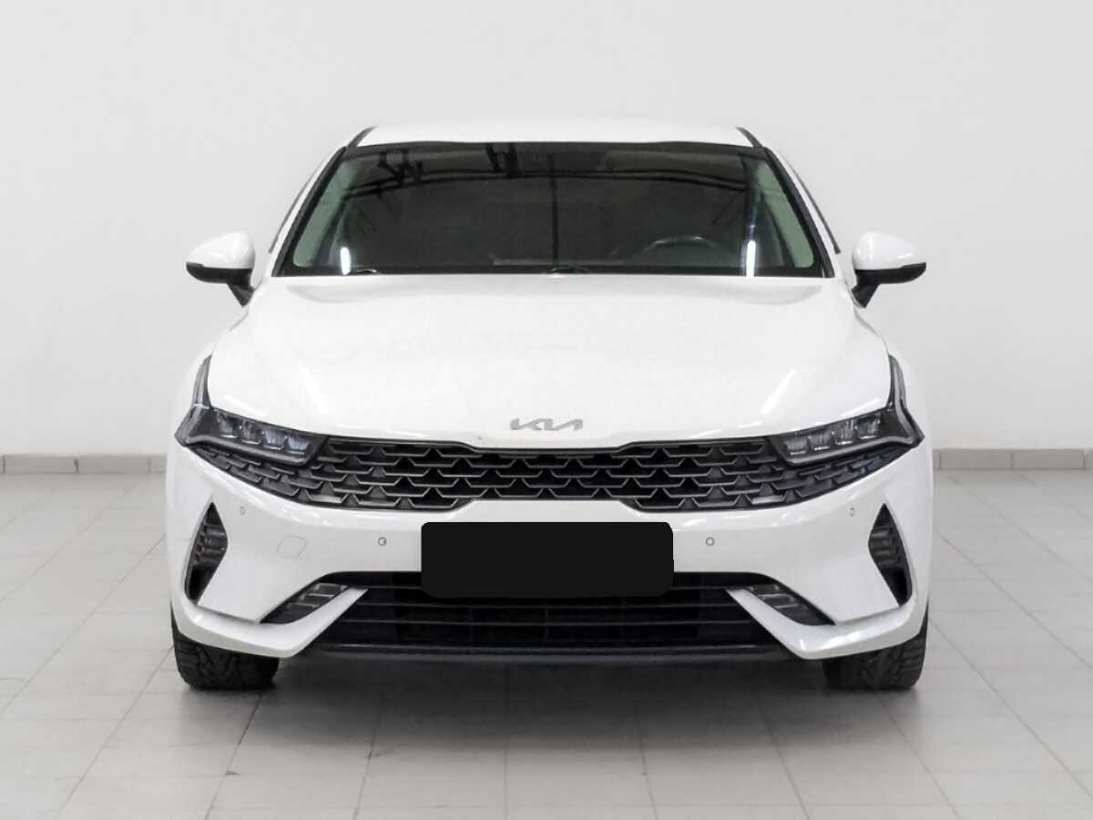 Kia K5 2022 года с пробегом. Фото: #1