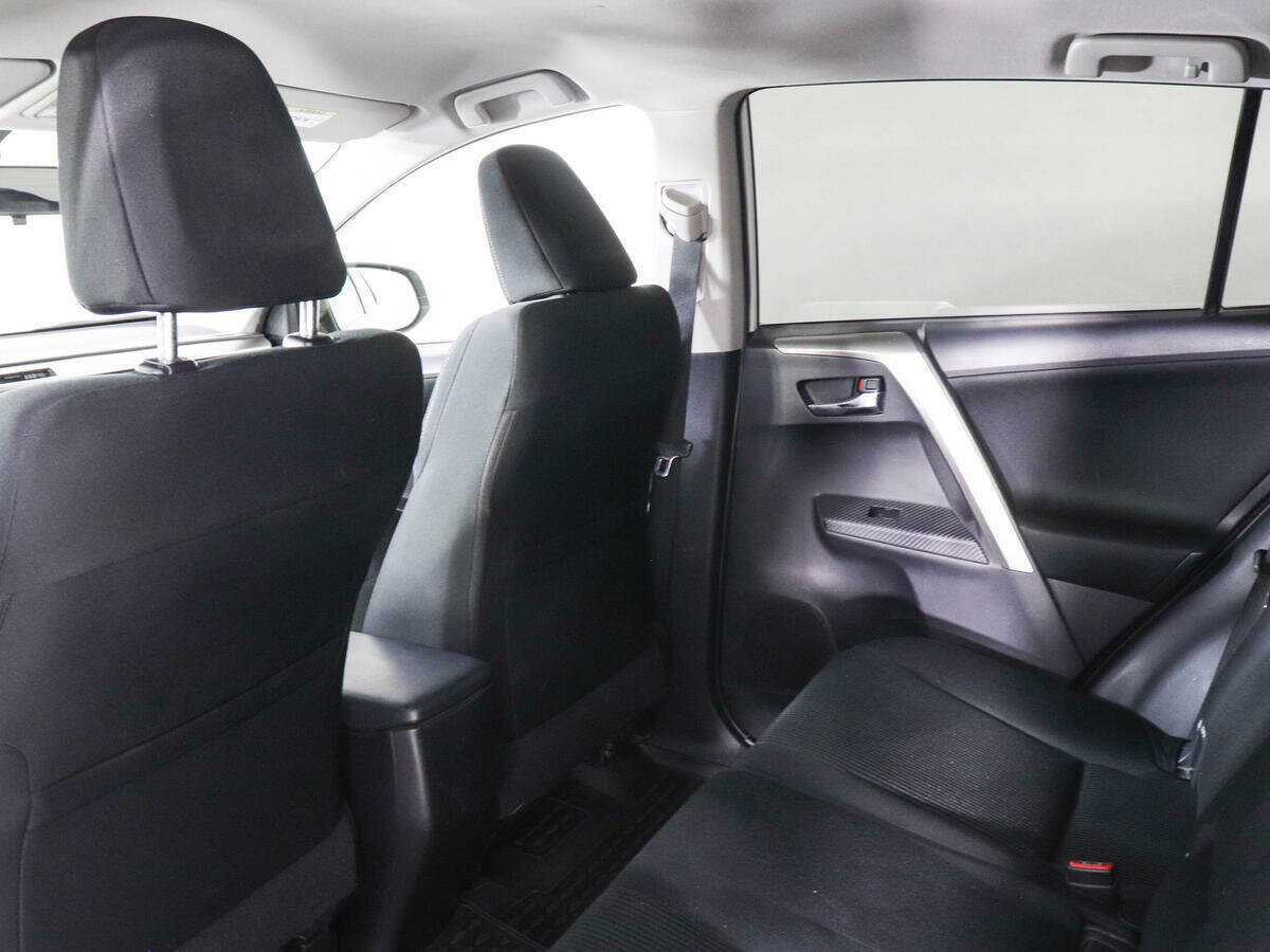 Toyota RAV4 2014 года с пробегом. Фото: #11