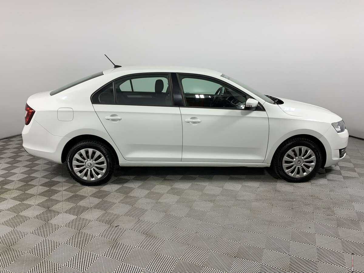 Skoda Rapid 2019 года с пробегом. Фото: #3