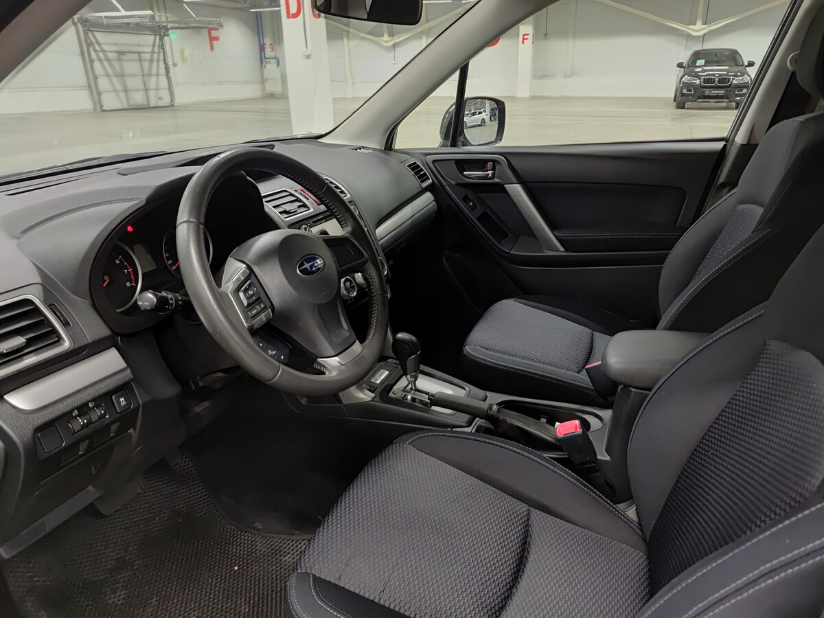 Subaru Forester 2015 года с пробегом. Фото: #14